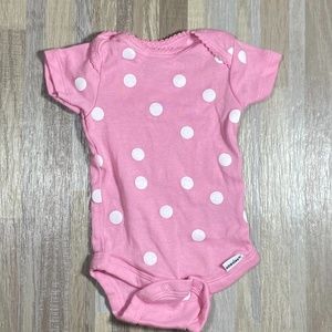 Gerber Pink Short Sleeve Onesie w White Polkadots